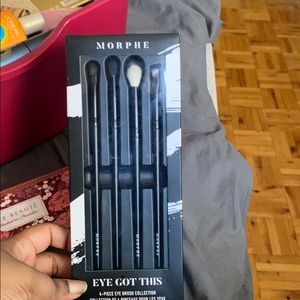 Eye brush set